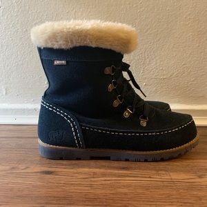 Winter boots
